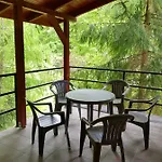 Erdovarazs Panzio