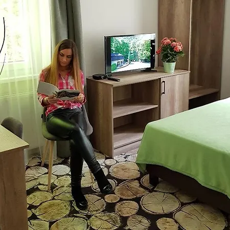 Erdovarazs Panzio Oda ve Kahvaltı Lillafüred